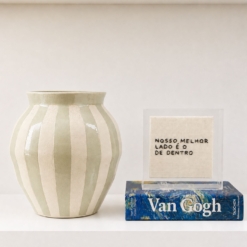 Alternative view of Vaso Olien